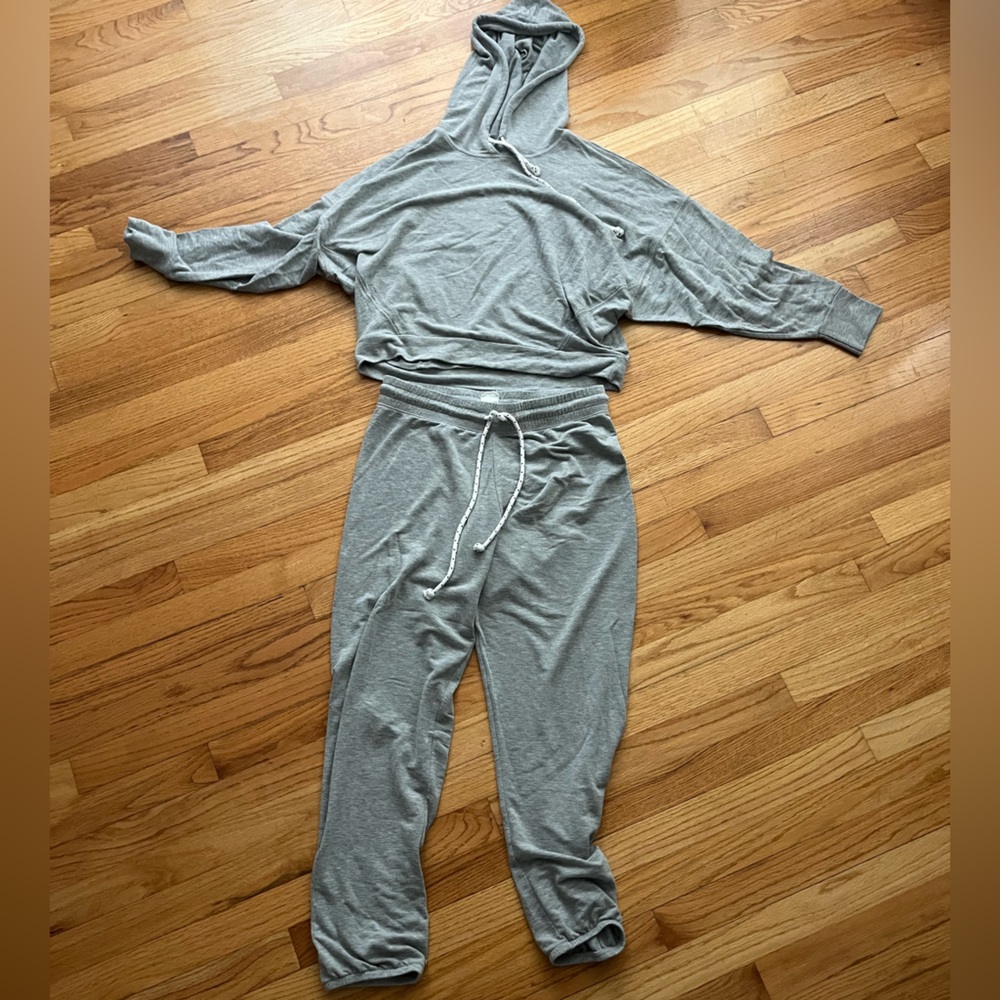 Project Social T lounge wear set grey large